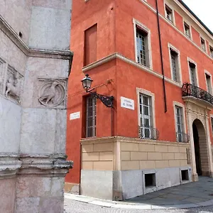 Palazzo Dalla Rosa Prati ** Parma